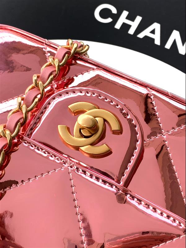 2026131222437386 700